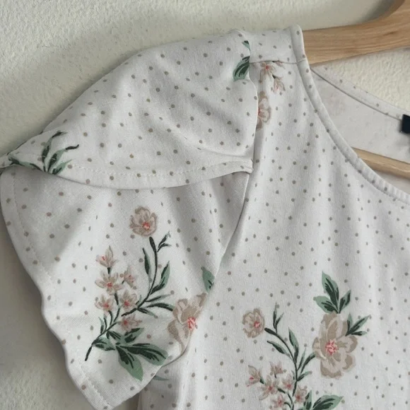 Ann Taylor dainty floral shirt XS - Picture 2 of 6